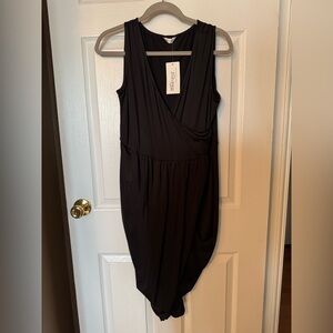 Black dress with runched sides